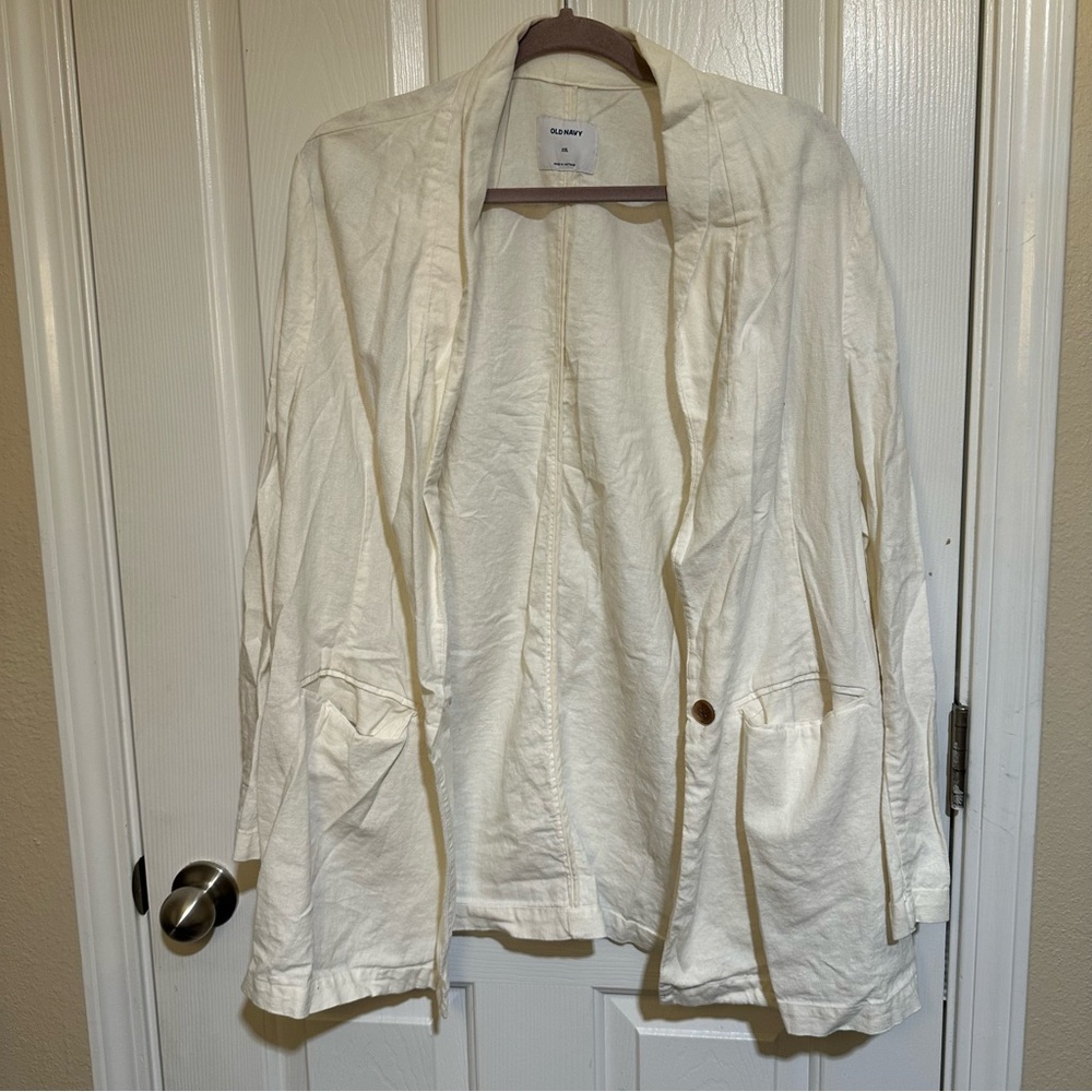 Old Navy Women's Cream Blazer